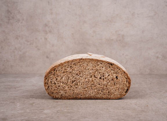 Bio tarwe volkoren 100 steen brood open 1